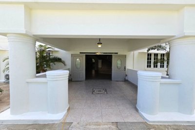 atlantic-pearl-120-entrance