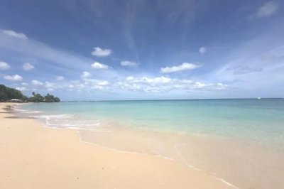 alora-beach