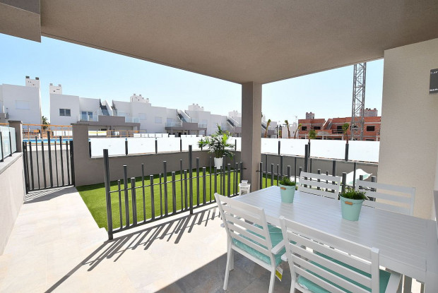 Image No.17-2 Bed Bungalow for sale