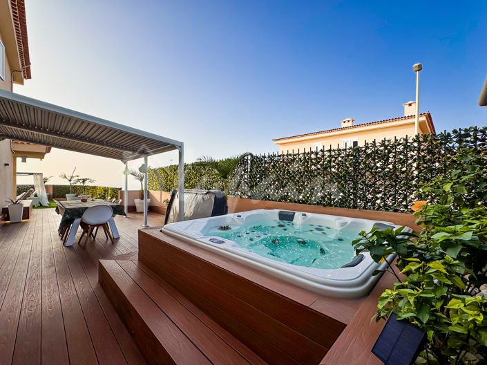 Image No.37-4 Bed Villa for sale