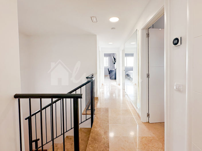Image No.38-4 Bed Villa for sale