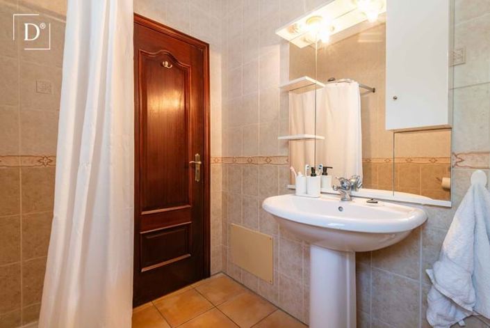 Image No.19-3 Bed Villa for sale