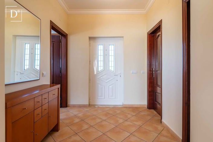 Image No.15-3 Bed Villa for sale