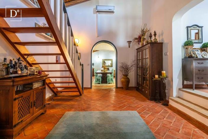 Image No.3-4 Bed Villa for sale
