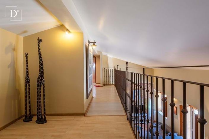 Image No.36-9 Bed Villa for sale
