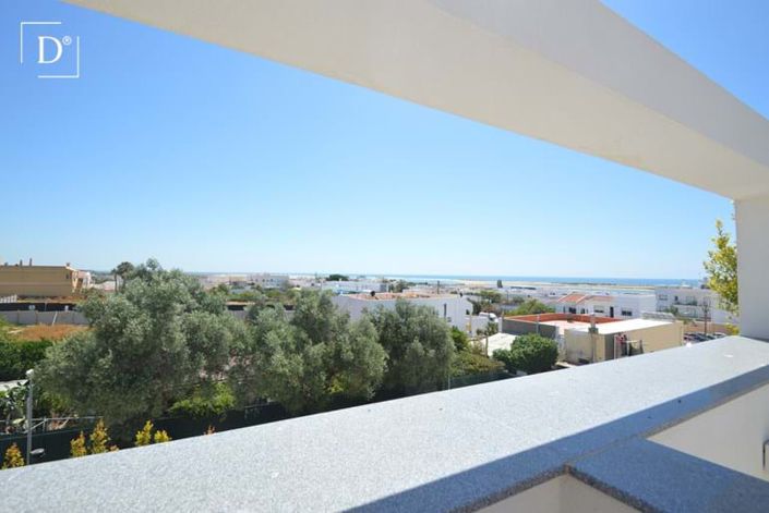 Image No.25-3 Bed Villa for sale