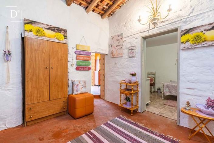 Image No.12-1 Bed Villa for sale