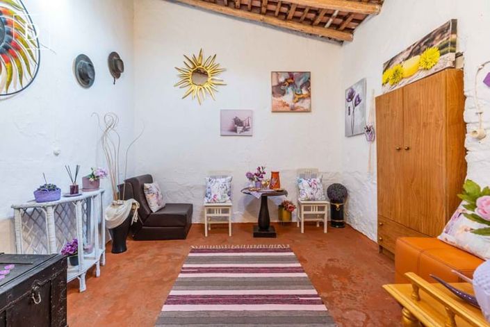 Image No.2-1 Bed Villa for sale