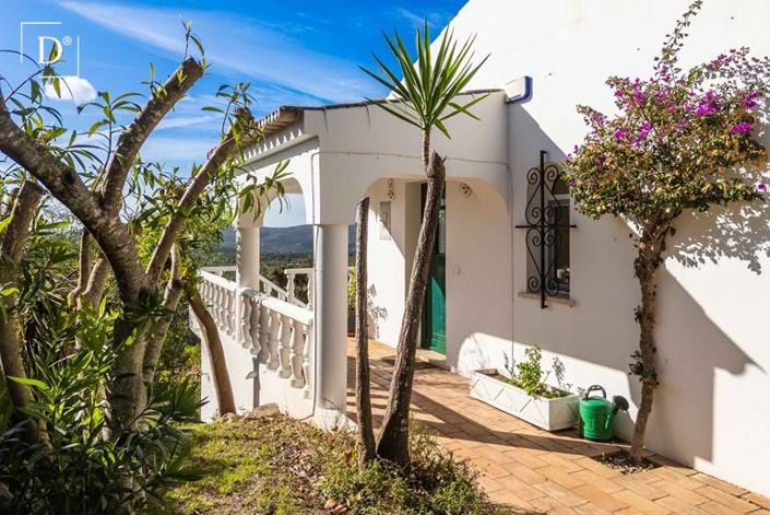 Image No.27-3 Bed Villa for sale