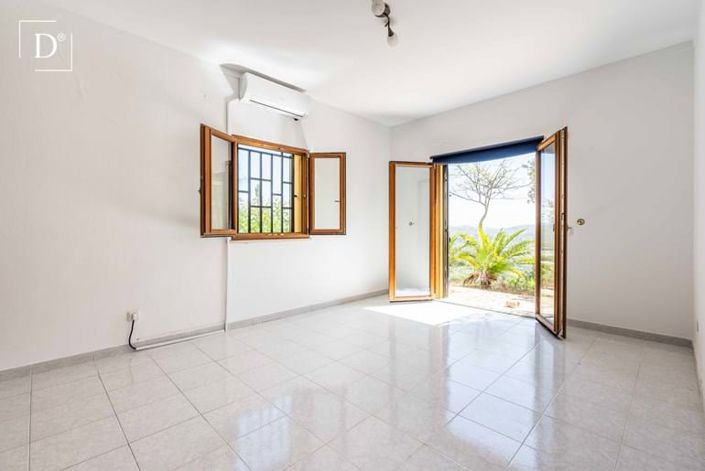 Image No.8-3 Bed Villa for sale