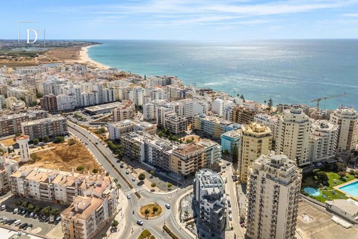 New development walking distance from the beach