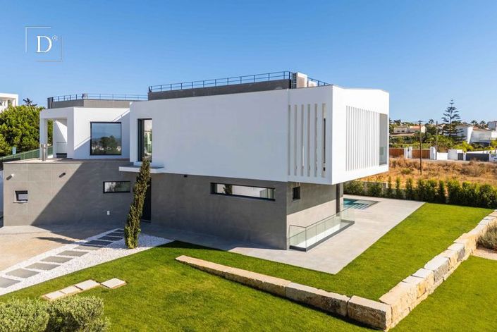 Image No.41-4 Bed Villa for sale