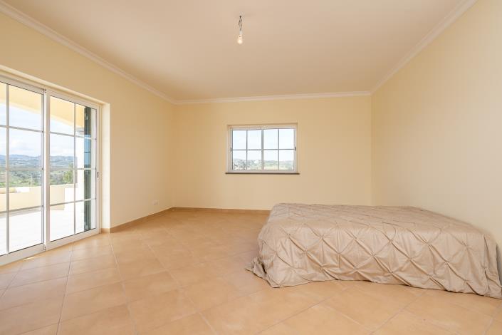 Image No.22-5 Bed Villa / Detached for sale
