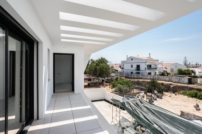 Image No.15-4 Bed Villa / Detached for sale