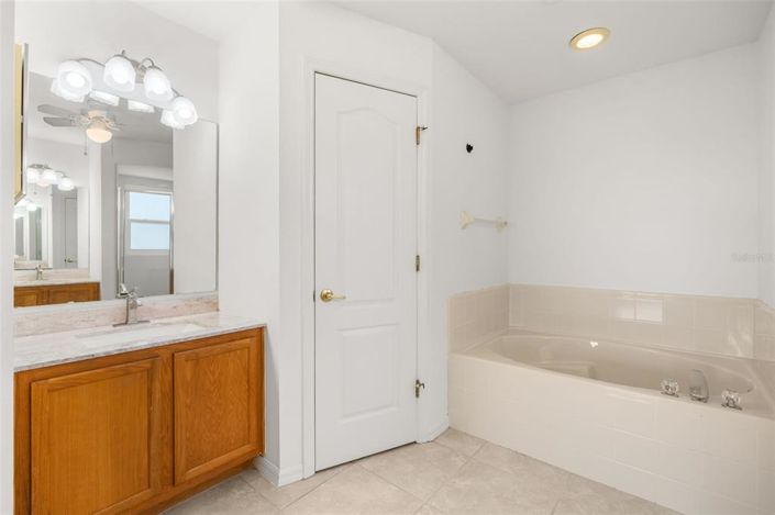 Image No.24-3 Bed House for sale