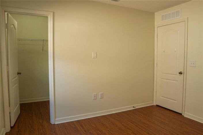 Image No.31-5 Bed House for sale