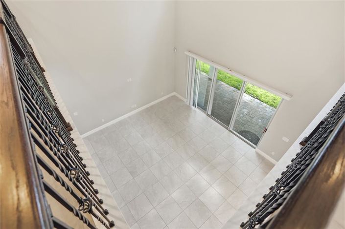 Image No.35-4 Bed House for sale