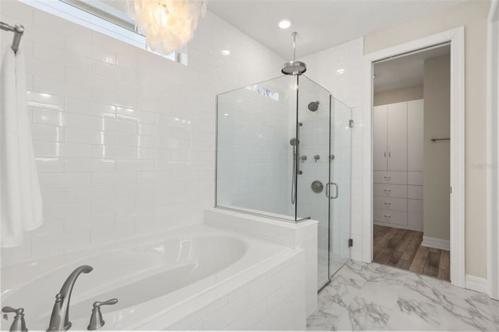 Image No.41-5 Bed House for sale