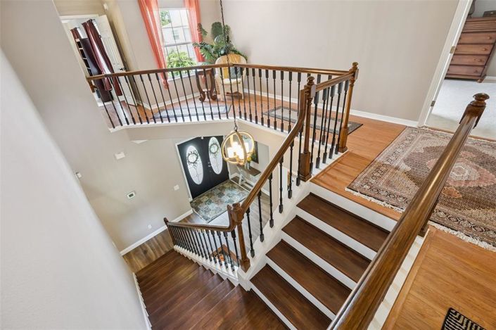 Image No.28-5 Bed House for sale