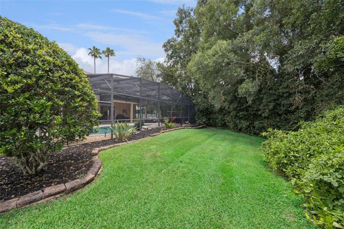 Image No.52-5 Bed House for sale