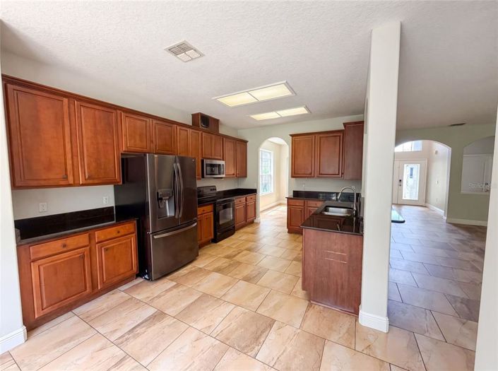 Image No.31-5 Bed House for sale