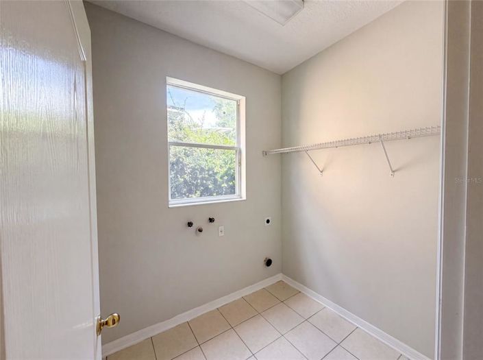Image No.35-5 Bed House for sale