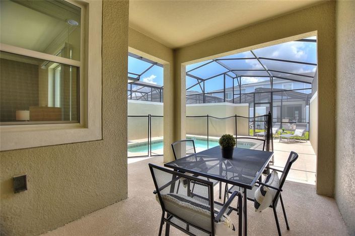 Image No.22-4 Bed Townhouse for sale