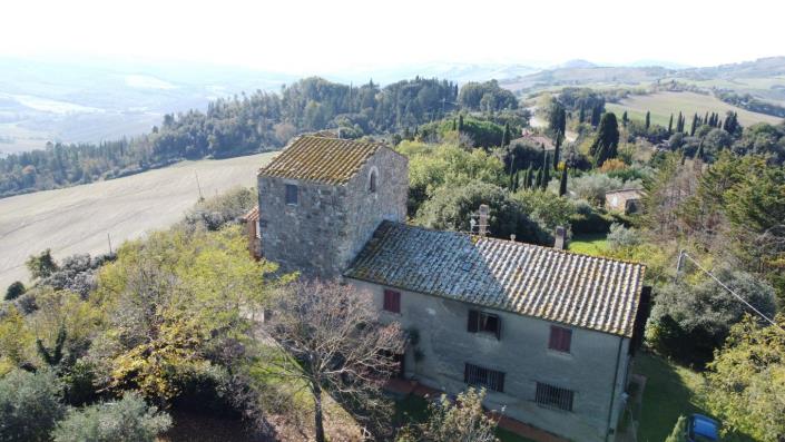 Image No.6-5 Bed Farmhouse for sale