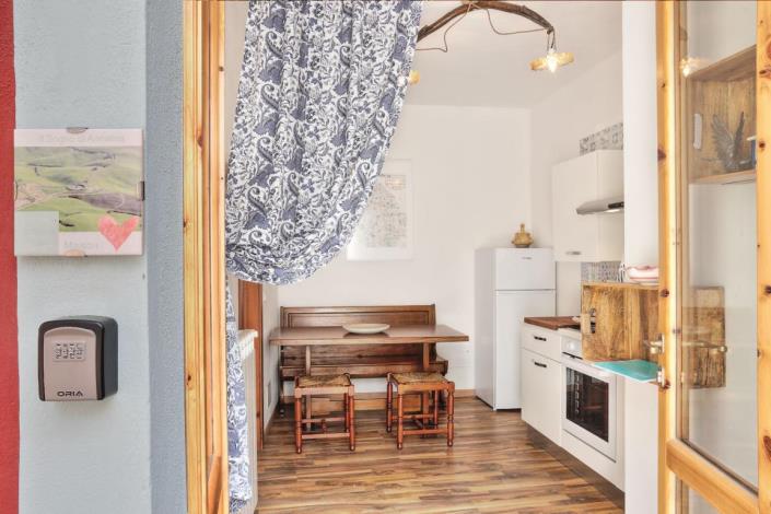 Image No.3-2 Bed Townhouse for sale