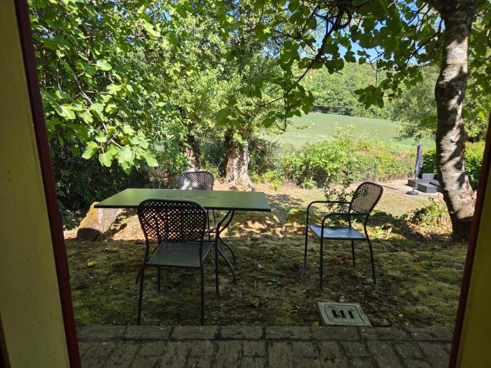 Image No.19-2 Bed Apartment for sale