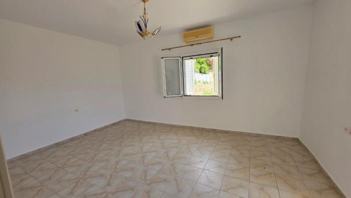 Image No.8-1 Bed Village House for sale