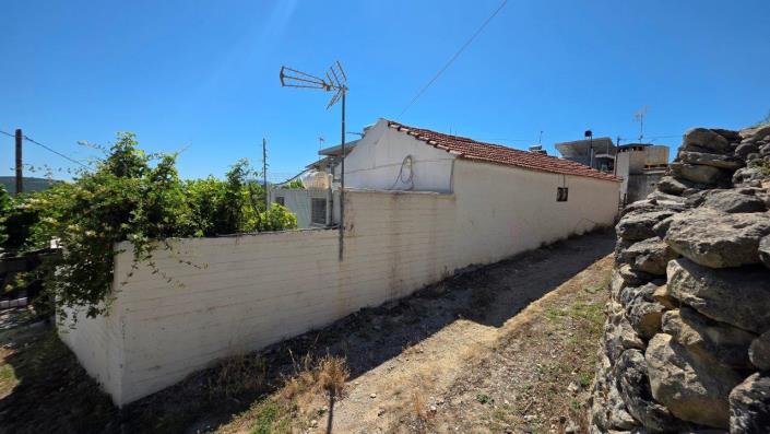 Image No.2-2 Bed Village House for sale