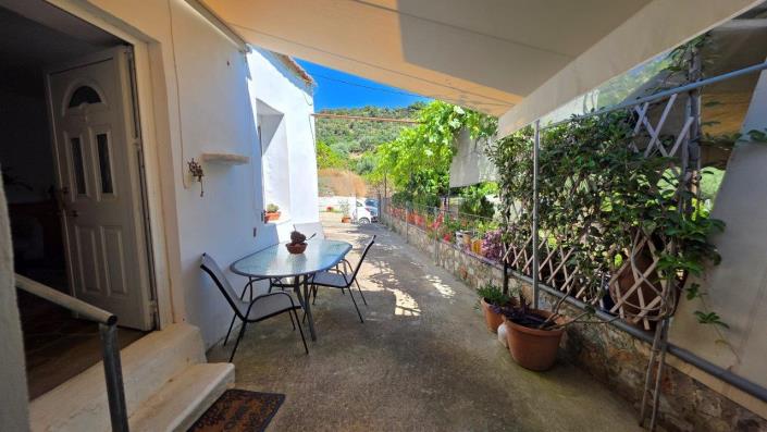 Image No.6-2 Bed Village House for sale