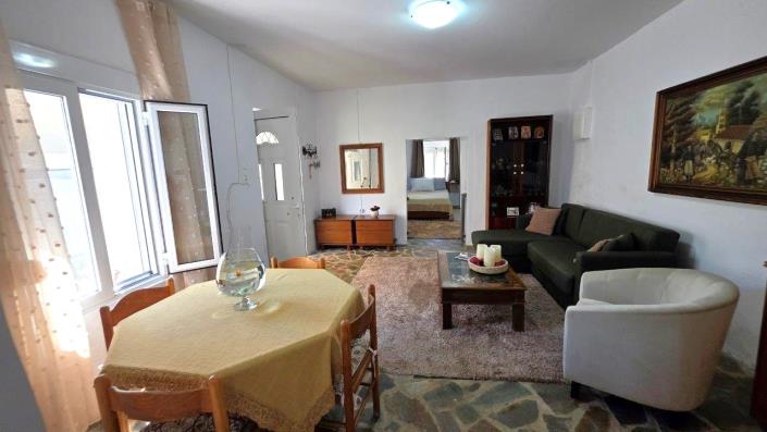Image No.11-2 Bed Village House for sale