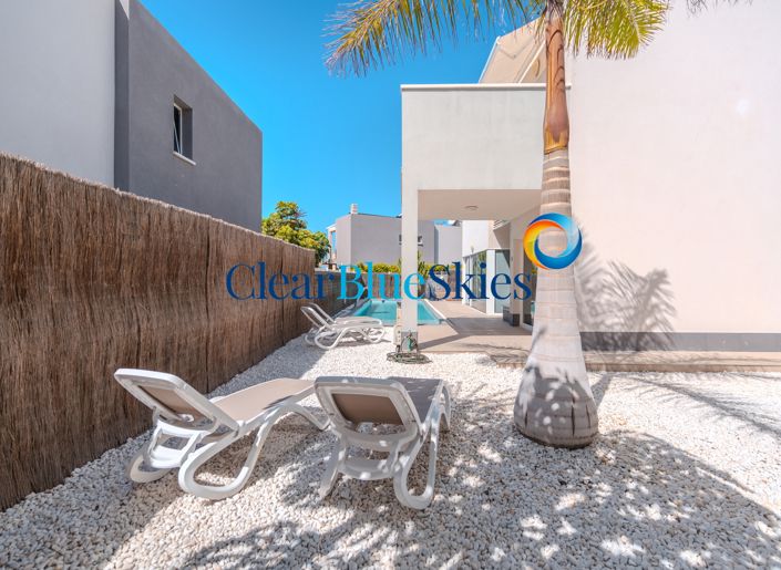 Image No.29-3 Bed Villa for sale