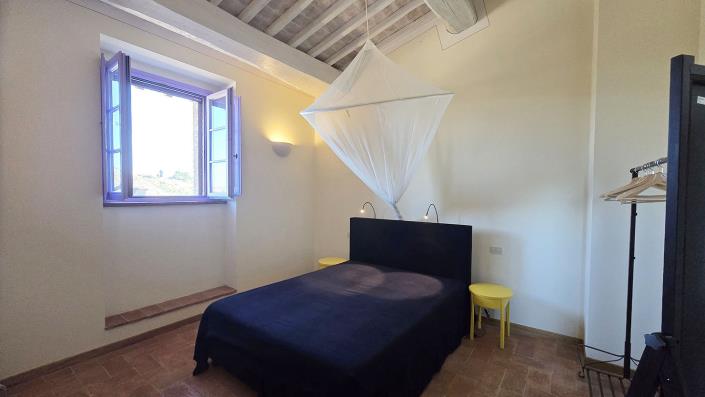 Image No.30-2 Bed Semi-Detached for sale