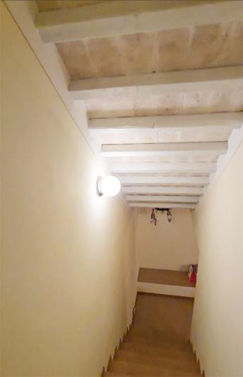 Image No.33-2 Bed Semi-Detached for sale