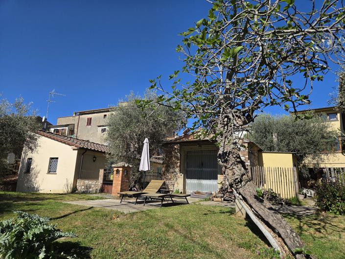 Image No.5-4 Bed Townhouse for sale