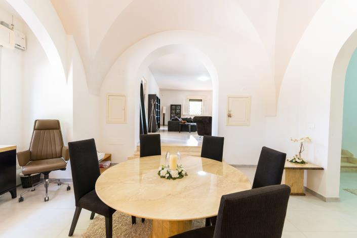Image No.6-4 Bed Villa for sale