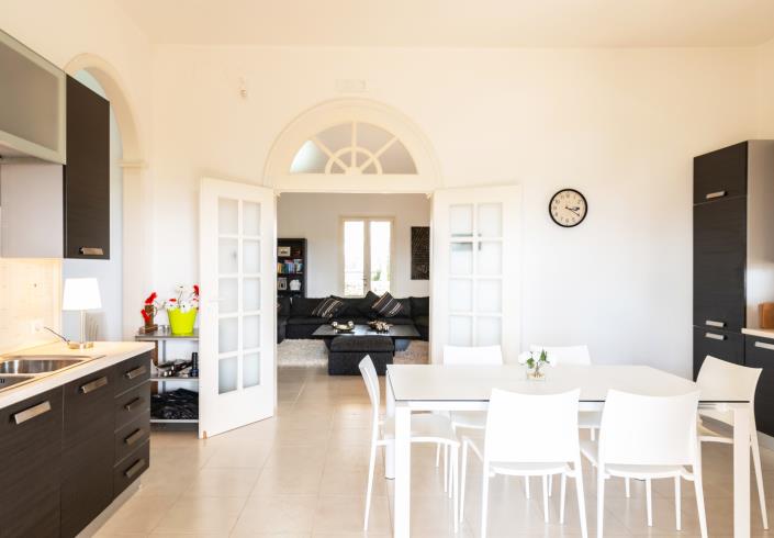 Image No.7-4 Bed Villa for sale