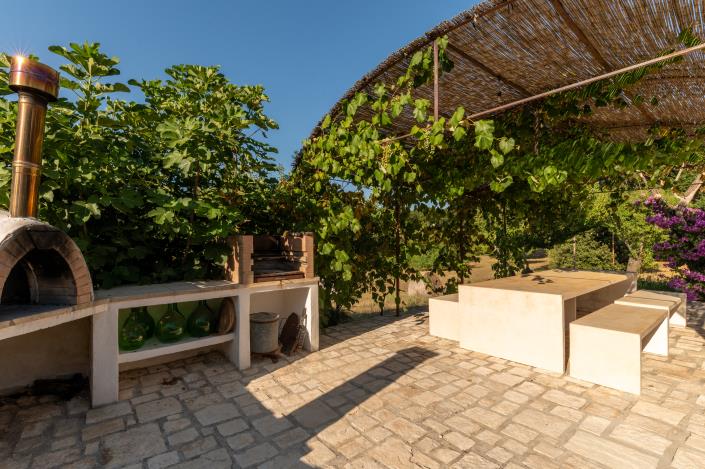 Image No.5-5 Bed Country Property for sale