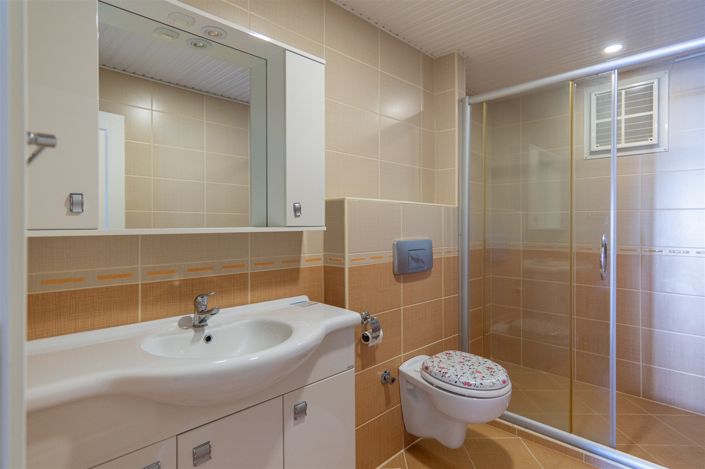 Image No.22-2 Bed Apartment for sale