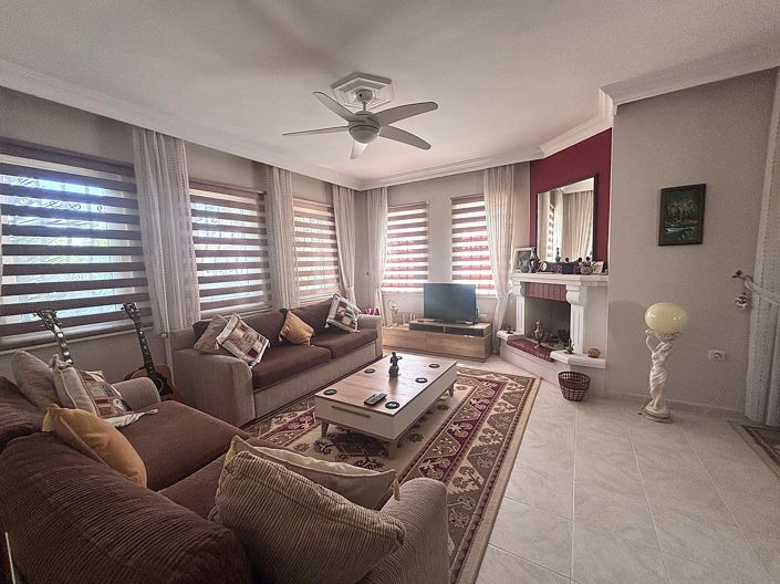 Image No.12-3 Bed Villa for sale