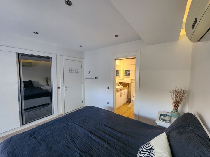 Image No.8-2 Bed Apartment for sale