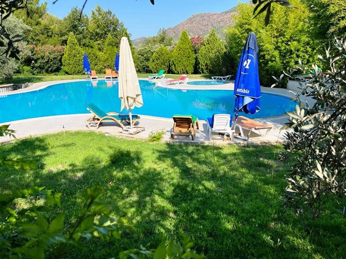 Image No.3-4 Bed Villa for sale