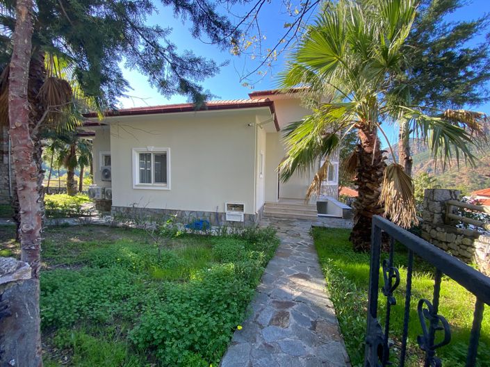Image No.4-5 Bed Bungalow for sale
