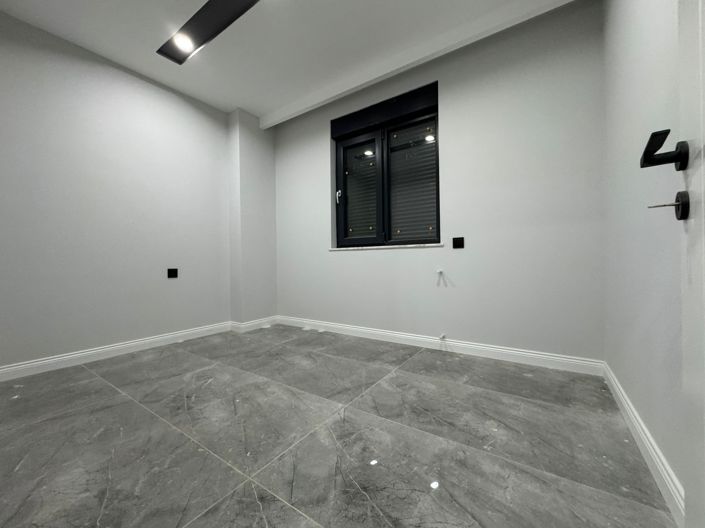 Image No.14-2 Bed Apartment for sale