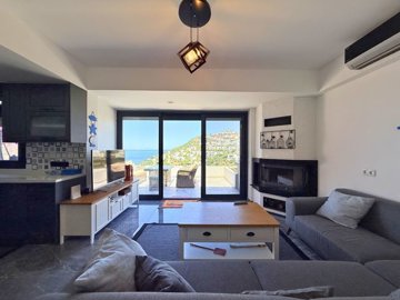 Exquisite Semi-Detached Yalikavak Villa For Sale - From the lounge out to the terrace