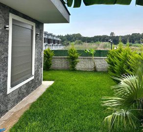 Impeccable Villa With Private Facilities For Sale In Belek - Lush green garden