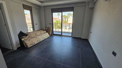 4-Bed Villa For Sale In Belek With A Private Garden & Pool - Second bedroom with ensuite